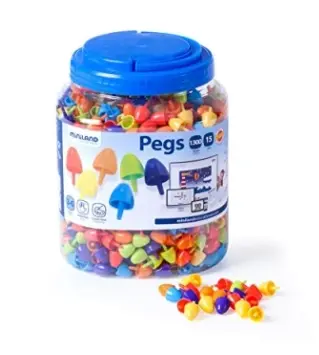 [826182] PEGS 10MMBOTE 1300PZS COLOR BRILLANTE