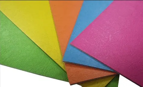 [826309] TAPAS CARTÓN GOFRADO A4 ROSA 50 UDS