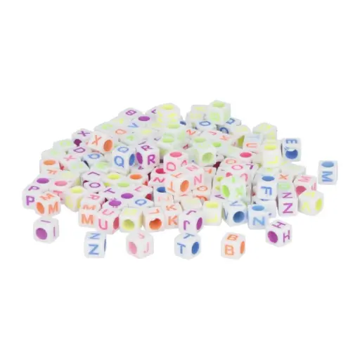 [825288] CUENTAS DE PLÁSTICO LETRAS CUBOS 6MM 1.000UDS INNSPIRO