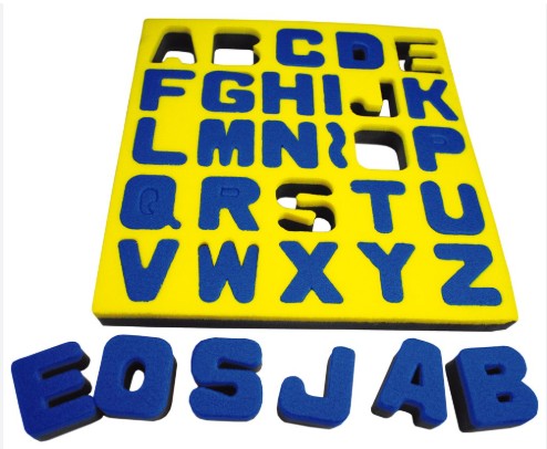 [825819] ESPONJAS PARA ESTAMPAR CON PINTURA – LETRAS MAYÚSCULAS A–Z HENBEA